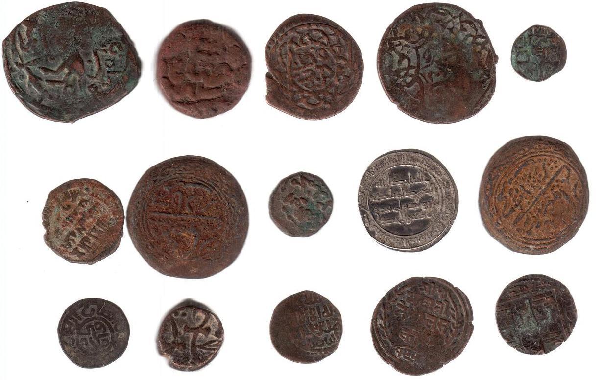 Первый деньги в мире. Первые чеканные монеты Лидии. Медные монеты 18 века денга. Медные монеты Меньшикова.