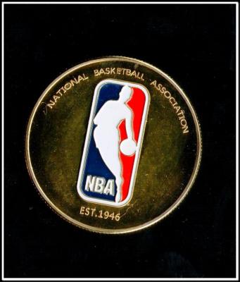 majkl-dzhordan-bezhit-s-myachom-nba-basketbol-sport-zheton-cvetnoj-print-jpg.thumb.jpg.1d560e5e31939ff2ac70a561c05bc350.jpg