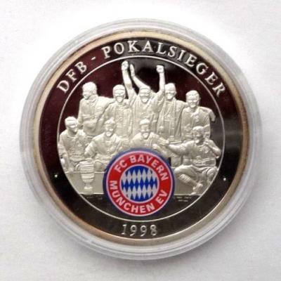 fc-bayern-s-98.jpg