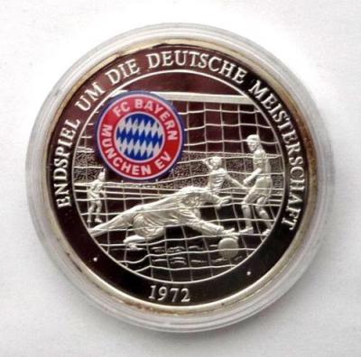 fc-bayern-s-l509.jpg