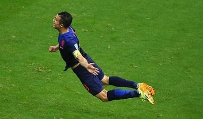 gol_van_persi_chm_2014.thumb.jpg.de89404acd34517110dc13d0b327a3e2.jpg