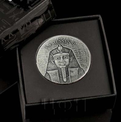 Чад 1000 франков 2017 год  «Рамсес II Великий» серебро (упаковка).jpg