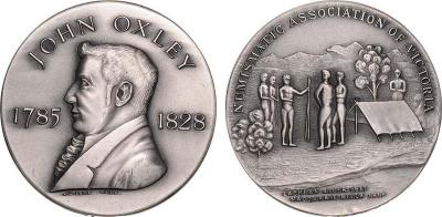 1 января 1785 года родился Джон Оксли. Numismatic Association of Victoria Explorer series -- George Bass c.1968 and John Oxley c.1969 medallions 51mm in antiqued silver by K.G.Luke.jpg