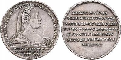 24 октября 1712 Иоганна Елизавета Гольштейн-Готторпская 2-3 Taler 1760, Zerbst. Auf den Tod seiner Mutter. Brustbild Johanna Elisabeths von Schleswig-Holstein-Gottorp über Leiste nach rechts.jpg