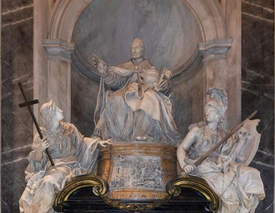 Innocent_XI_monument_Saint_Peter's_Basilica_Vatican_City.jpg