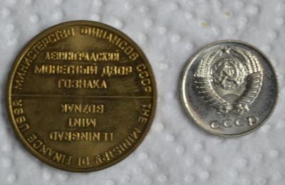10-72a.jpg