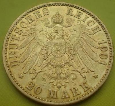 79474126.jpg