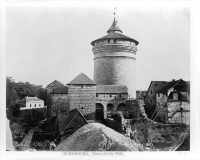 nurnberg_stadtmauer_turm_001.thumb.jpg.8dbab1402a181a0329bb9dbbd17d6a04.jpg