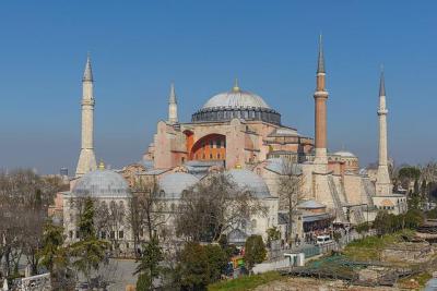 640px-Hagia_Sophia_Mars_2013.jpg