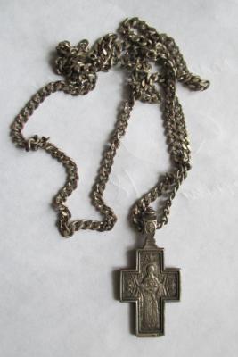 Серебрянный Крест в цепочкой  и клеймом.JPG