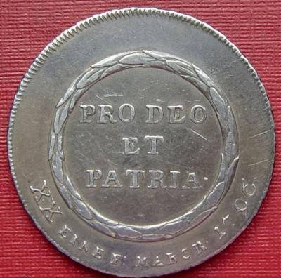 177753575.jpg