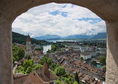 604e5d68100a2_1280px-1_thun_castle_view_20121.thumb.jpg.d3df5c0c70494f533f609305bc5461fe.jpg