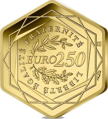 «250€ GOLD HEXAGONAL COIN».jpg