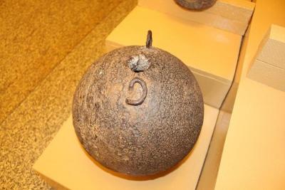 mortirnaya_bomba_v_5_pudov.thumb.jpg.c84971674ddfd2c3f8a7610b3bbbd0dc.jpg