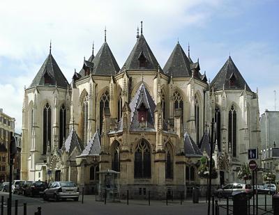 Lille_eglise_Saint_Maurice_arriere.jpg