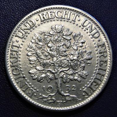 1932f.thumb.jpg.d985f2c426f7ff51493a4e27e3c2afaa.jpg