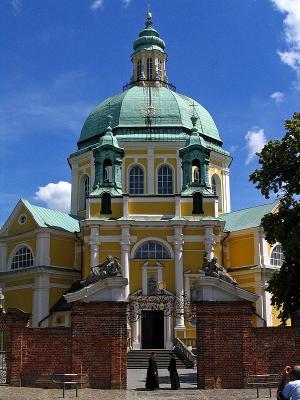 klasztor_gostyn.thumb.jpg.f52fe0685c06493686d37c88fbfd7382.jpg