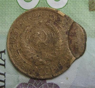148726273.jpg