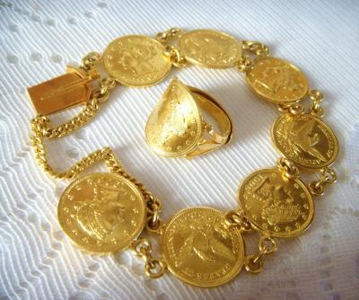 Ornaments-with-coins-005.jpg