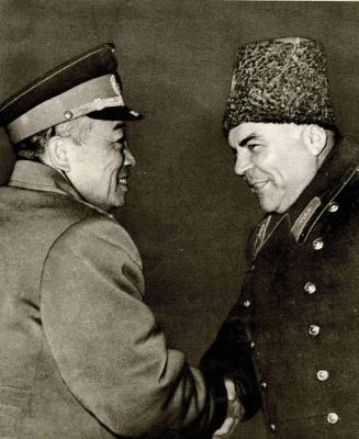 Pen_Dehuai_And_Malinovsky.jpg