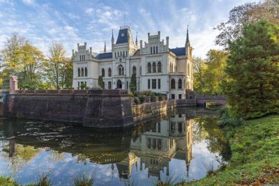 zamok_evenburg_v_leere.thumb.jpg.ceb1a05e0fd9366fee6a81964da6c7b9.jpg