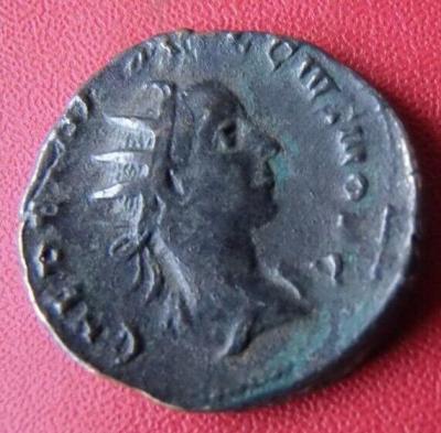 31_herennius_etruscus.thumb.jpg.68739c5ac83226ece72703545e85bc7e.jpg