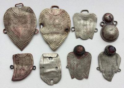 zhenskie_ukrashenija_musulmanskie_s_odezhdy.jpg