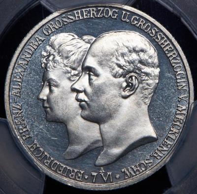 06-07-1904 2-marki-1904-svadba-fridriha-franca-iv-i-aleksandry-meklenburg-shverin-v-slabe_83772-1 (1).jpg