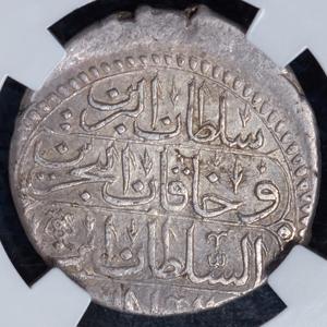 abbasi-1703-gruziya-v-slabe_87876-1.jpg.332a8eab5182fe3e5f99409bdf5185cf.jpg