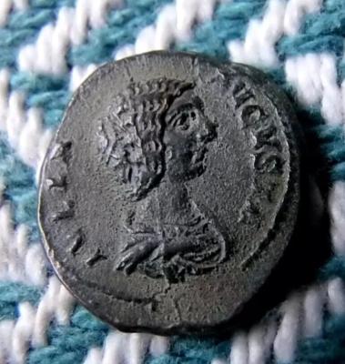 15_julia_domna.thumb.jpg.7e792840b965996b4d774a73af71b687.jpg