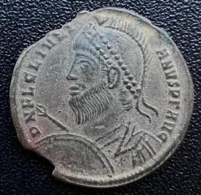 15_julian_ii.thumb.jpg.456d6bf4cfad9432aecc5a9edf7293e4.jpg