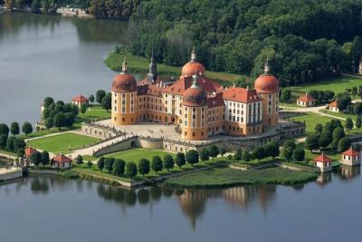 zamok-moritsburg-01.thumb.jpg.d0277a20c5045f792ffc537f4357e5f8.jpg