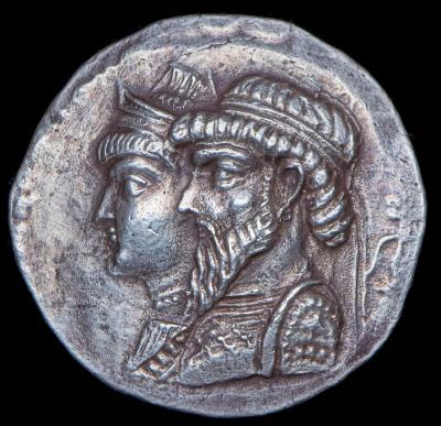 tetradrahma-kamnaskir-iii-i-anzaza-elam_98945-1.thumb.jpg.a2c29b16c12cec3b2851bdc3a1325125.jpg