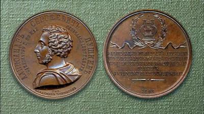 medal.thumb.jpg.1161ade54f2180b958722eebf7d752cf.jpg