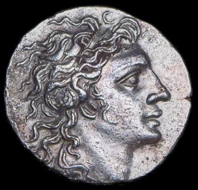 tetradrahma-mitridat-vi-evpator-pontiyskoy-carstvo_98946-1.thumb.jpg.809f2b34044ebf8252dea3b45d74d1cc.jpg