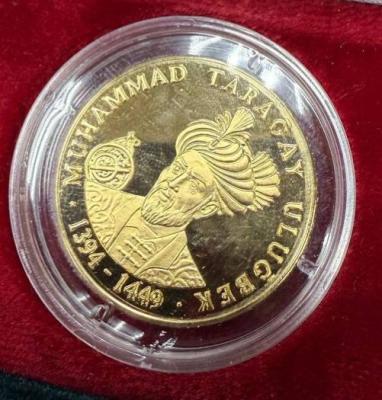 улугбек лицо.jpg