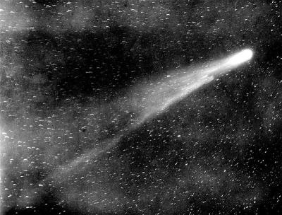 69e4b728a7a98_halleys_comet_1910.thumb.jpg.7875026fb30289b44afed4008e75bb2f.jpg