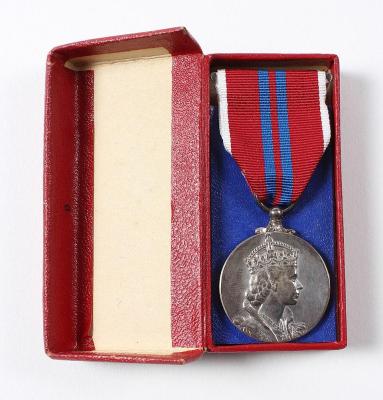 6a1dd7dc7abdc_medal_coronation_(am_2014.7.5-12).thumb.jpg.4cccc9714a286a6f1abe7295e21d124e.jpg