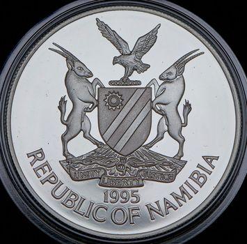 10-dollarov-1995-50-let-oon-namibiya_105420-1_result.jpg.0738f00655116e8d9185658a14611825.jpg