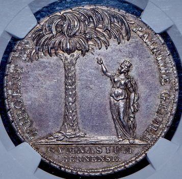 gimnazicheskaya-medal-bern_100241-2.jpg.1e36a37b1b6a0f7a333d73762e3b5c9e.jpg